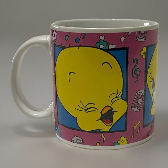 Vintage 1993 Tweety Bird Coffee Cup Portraits of Tweety Mug Warner Looney Tunes - Picture 2 of 7